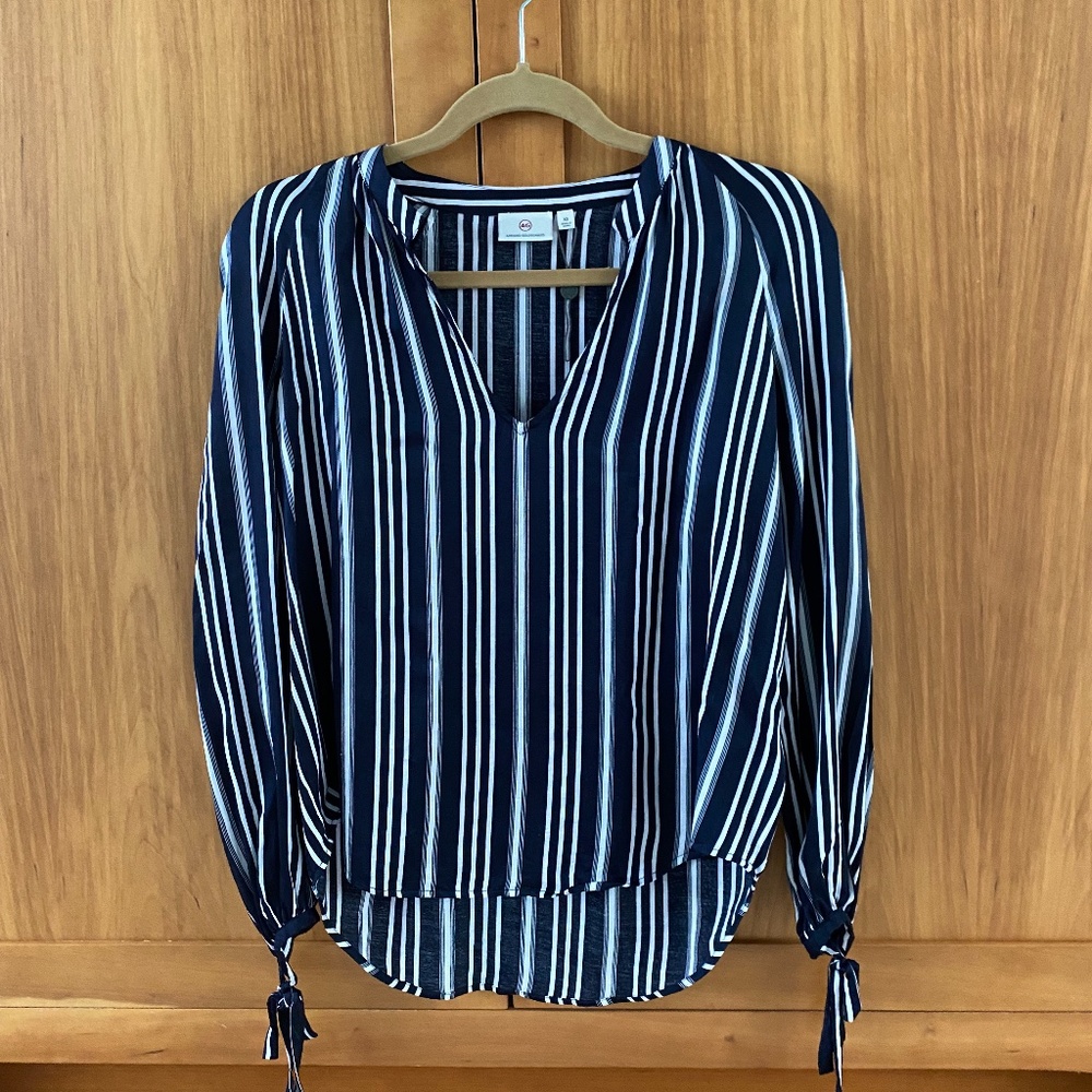 Ag Denim sporty navy and white blouse